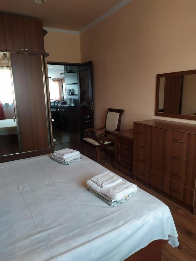 Apartment On Tumanyan Street,19 Erivan Exterior foto