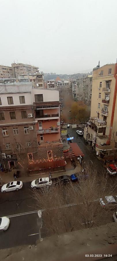 Apartment On Tumanyan Street,19 Erivan Exterior foto