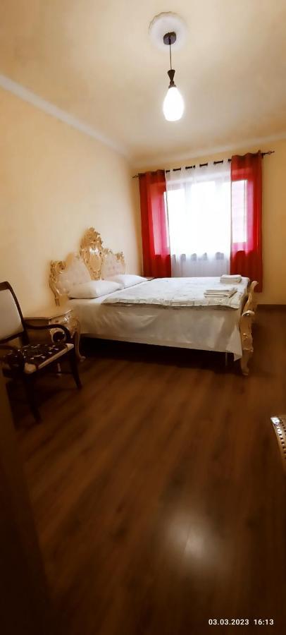 Apartment On Tumanyan Street,19 Erivan Exterior foto